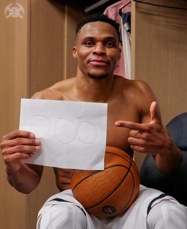 竞技宝电竞赛事-韦少生涯三双突破200大关！只有约基奇能追此纪录？