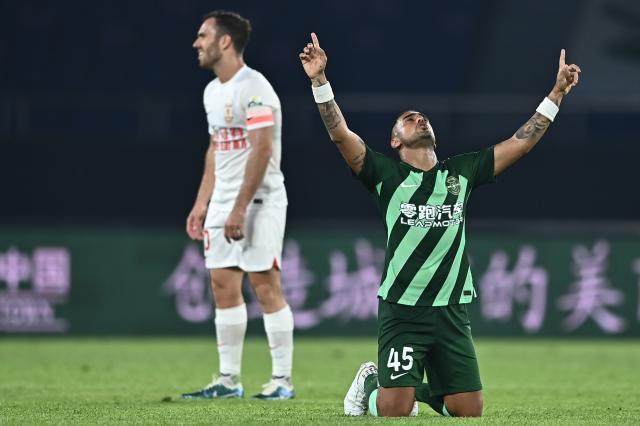 竞技宝电竞官网-【中超】莱昂纳多梅开二度 浙江队3比1逆转亚泰