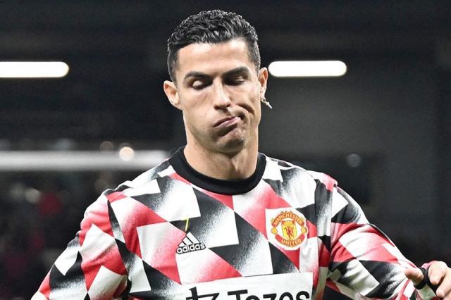 竞技宝中国电竞-葡媒：葡萄牙队不该再围绕C罗打 他该为团队奉献