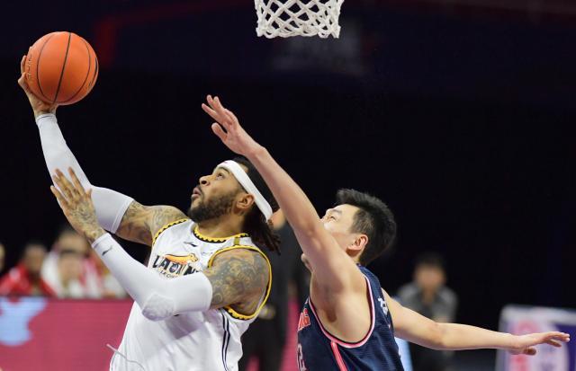 竞技宝-辽粤首战广东全面崩盘 昔日优势如今成最大劣势