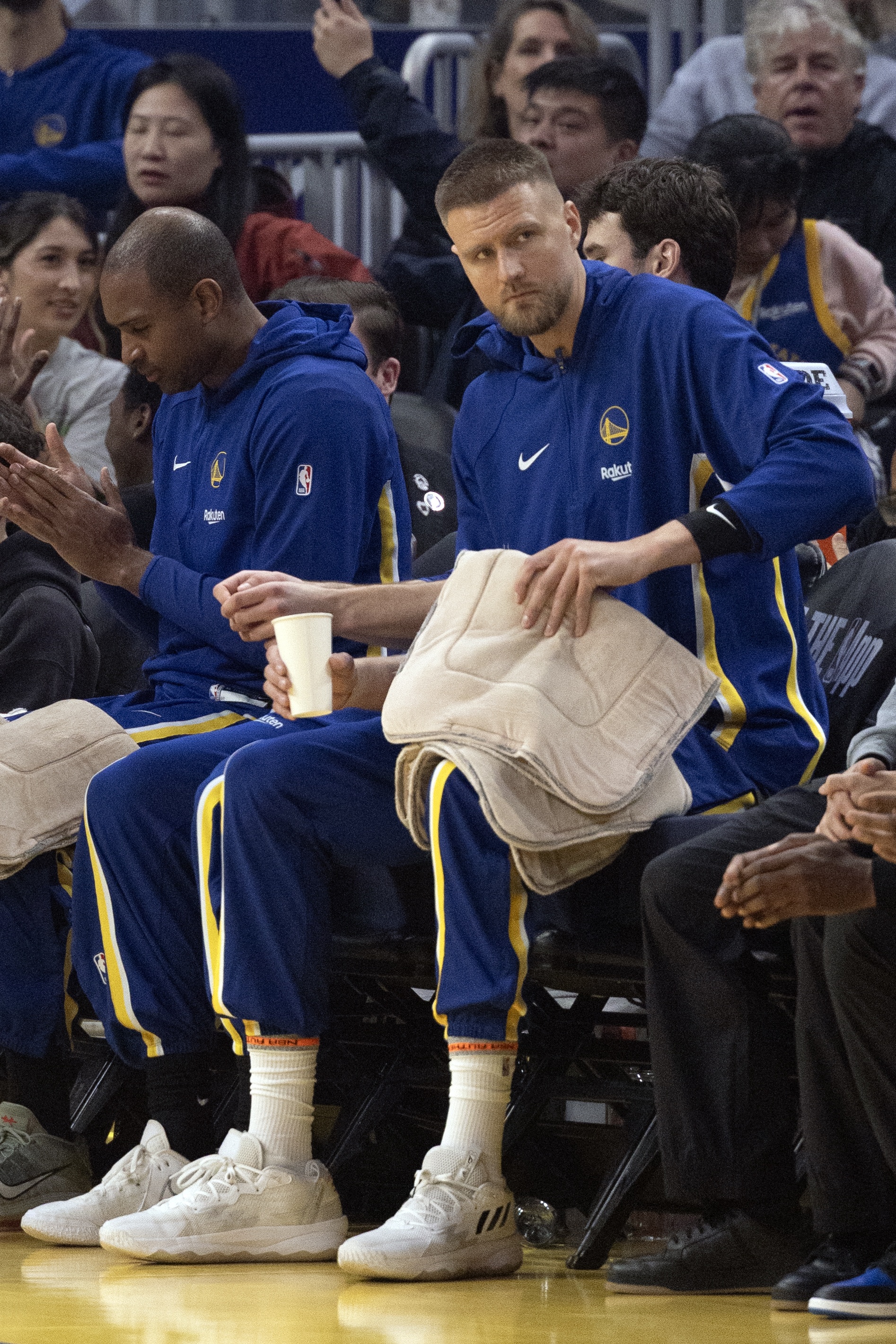 邓利维：用库明加换回波尔津吉斯这个级别的球员 这笔交易很合理